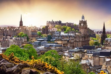 1 bed studio, Canongate, Holyrood, Edinburgh, EH88BN - Image 3